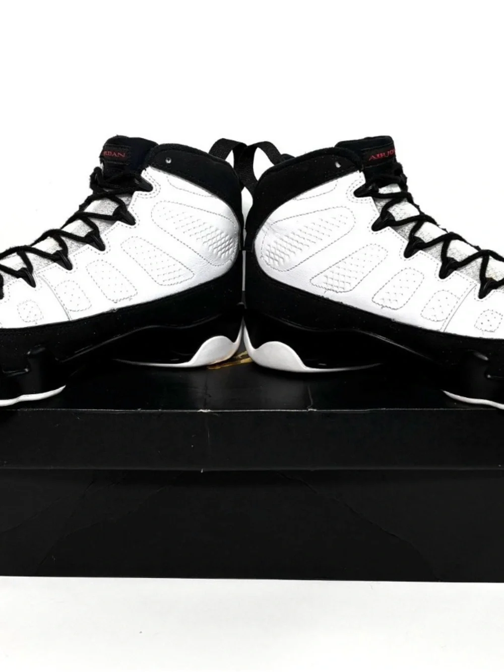 Nike Air Jordan 9 Retro 302370-112 Space Jam 2016 size 11 Mens Bugs Bunny